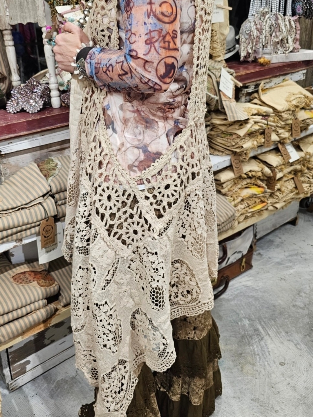 NEW A Rare Bird Magdalena Crocheted Duster - Picture 6 of 12